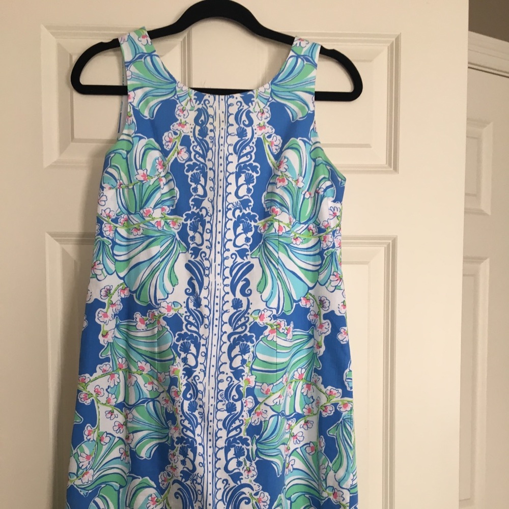 EUC Lilly Pulitzer Shift Dress in Size 4
